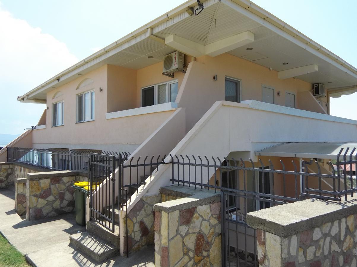 Villa Daniela Apartments Nov Dojran Exterior foto
